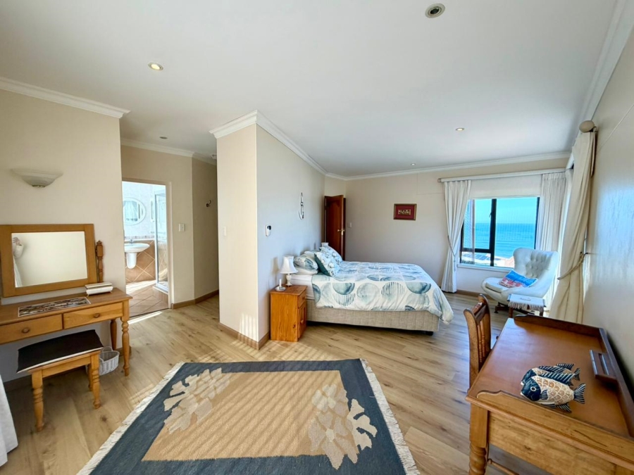3 Bedroom Property for Sale in Dana Bay Western Cape